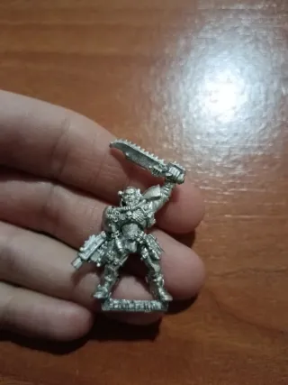 Marine Warhammer plomo (1)