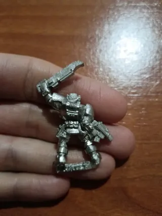 Marine Warhammer plomo (1)