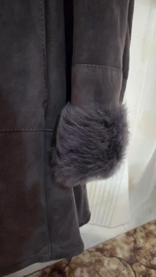 Giaccone vintage grigio con pelliccia