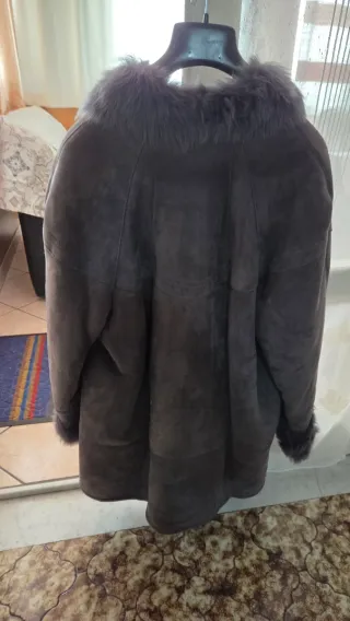 Giaccone vintage grigio con pelliccia