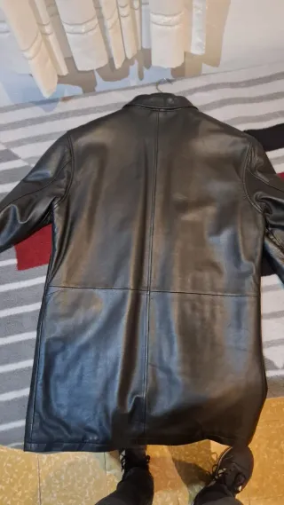 Chaquetón de piel hombre negro