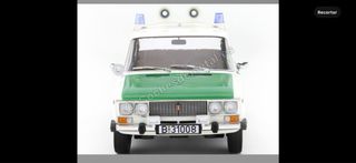 Coche de policía escala 1/18