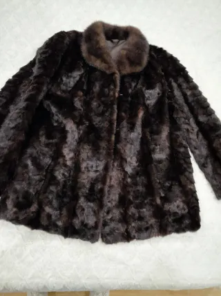 Abrigo  de lujo para invierno