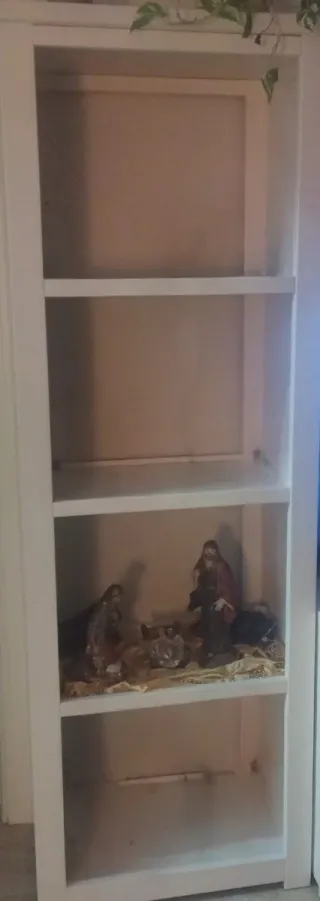 Aparador y repisa muy nuevos blancos madera maciza