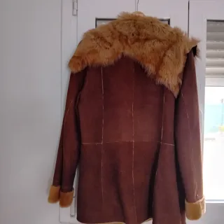 Abrigo de pelo marrón