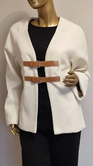 Chaqueta de paño en blanco roto