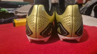 Adidas F50 Messi multitaco Oro/Negro talla 31