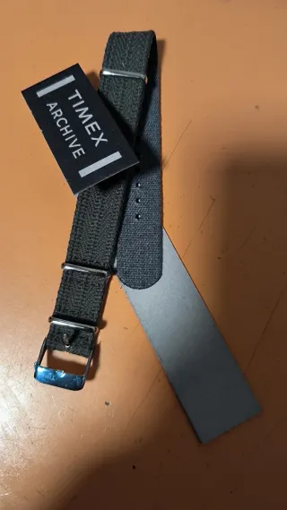 Correa de reloj Timex verde oliva