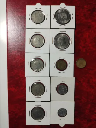 11 monedas antiguas de Franco algunos años escasos