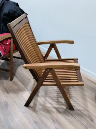 Silla de madera plegable