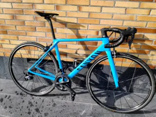 Bicicleta de carretera Canyon Carbono