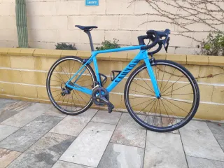 Bicicleta de carretera Canyon Carbono