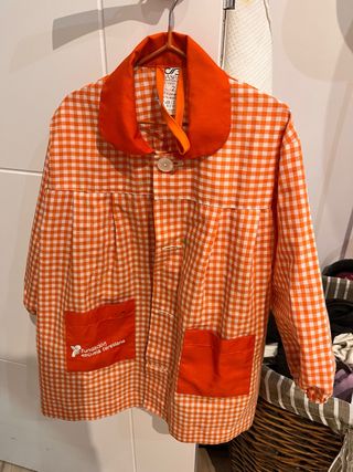 Bata clase naranja Jesus Maestro