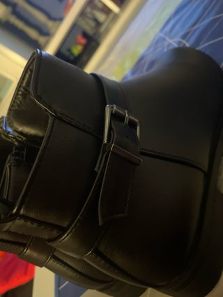 Botines negros con hebilla