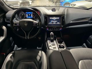 Maserati Levante 275CV Diesel perfecto estado