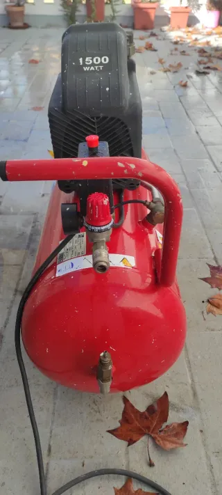 Compresor de aire 50L 1500W 8 bar