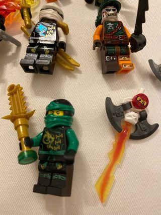 Lote Figuras y accesorios  Lego Ninjago