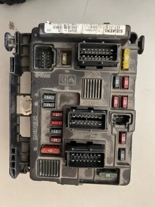 Centralita Fusibles BSM B3 Delphi Siemens