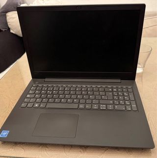 Portátil Lenovo V130 Negro