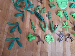 Maqueta de plantas y árboles