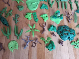 Maqueta de plantas y árboles
