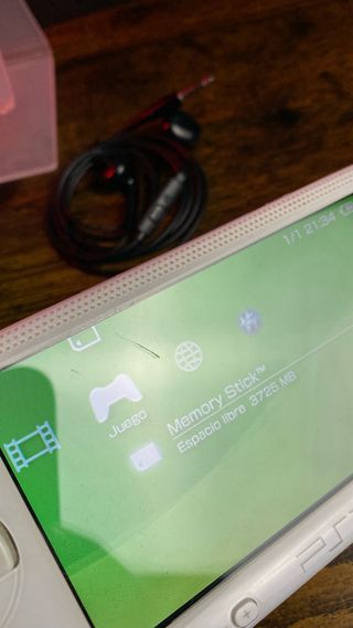 PSP 1004 Bianca + 128GB + Pacco Completo