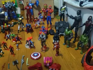 Lote Juguetes Superhéroes Varios