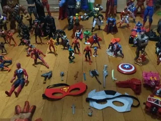Lote Juguetes Superhéroes Varios