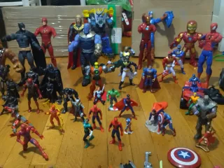 Lote Juguetes Superhéroes Varios