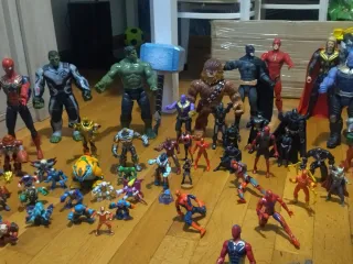 Lote Juguetes Superhéroes Varios