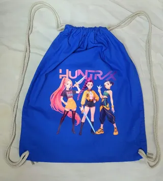 Mochila K-pop con diseño de guerreras y gato