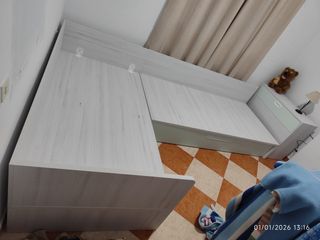 Estructura cama L beige/blanco