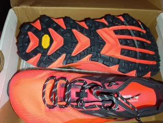 Altra Mont Blanc Trail Running Talla 42 Nunca uso