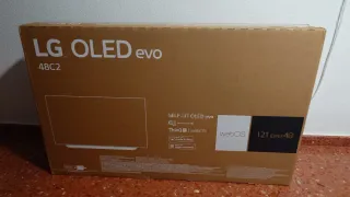 LG OLED 48 C2 TV