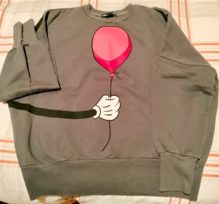 Sudadera Gris con Globo Rosa - Talla M