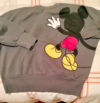 Sudadera Gris con Globo Rosa - Talla M