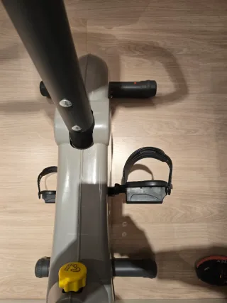 Bicicleta Estática BH Fitness Proaction