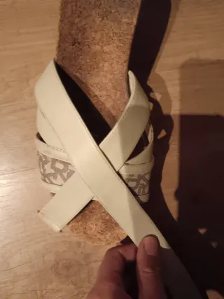 Sandalias Michael Kors Beige Talla 41