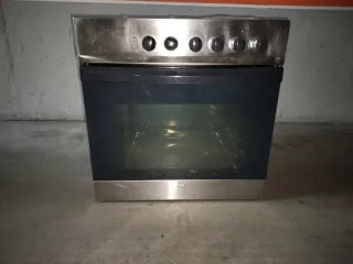 Horno de cocina estándar empotrado