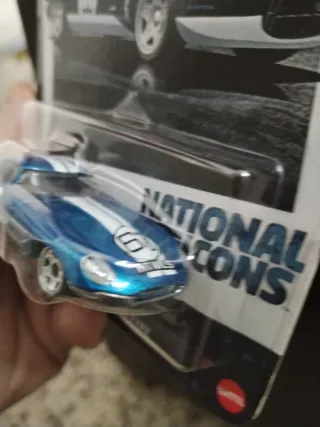 Hot Wheels Jaguar Lightweight E-Type Silver Series