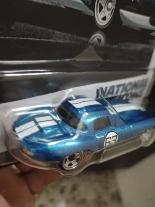 Hot Wheels Jaguar Lightweight E-Type Silver Series