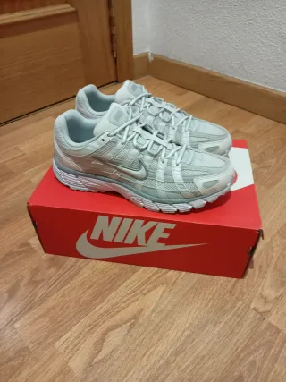 Nike P6000 Gris y Blanco