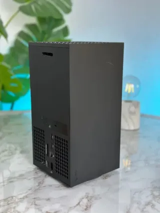 Xbox Series X 1TB + Mando