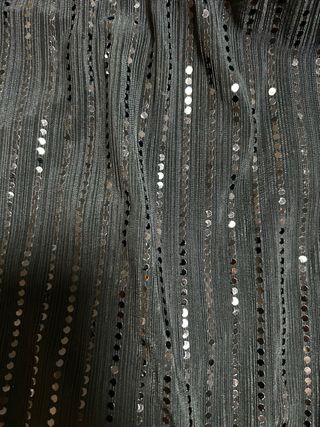 Falda corta con lentejuelas