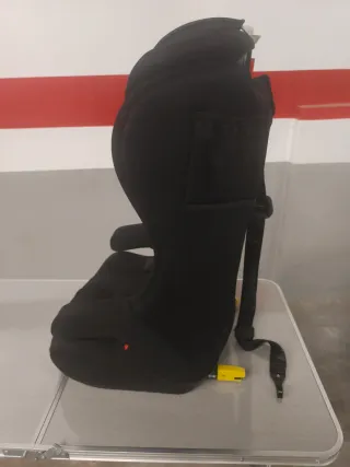 Seggiolino auto Play per gruppi 1-2-3