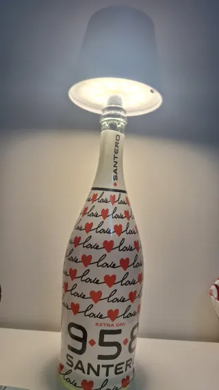 Lampada Santero con cuori e scritte.