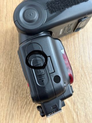 Nikon Speedlight SB-910 Flash