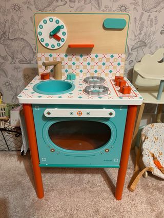 Cocinita infantil de madera