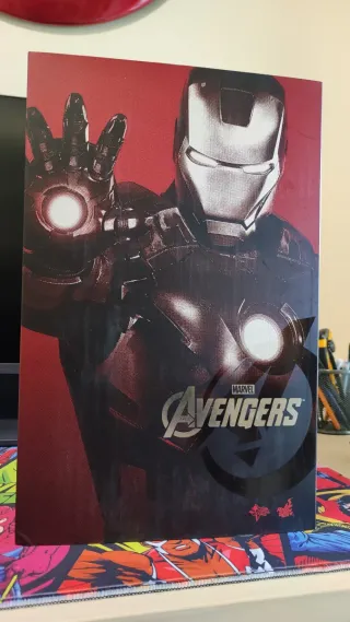 Figura Hot Toys Iron Man Mark VII Avengers