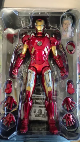 Figura Hot Toys Iron Man Mark VII Avengers